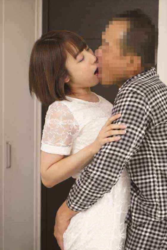 妈妈的屁股给我爽