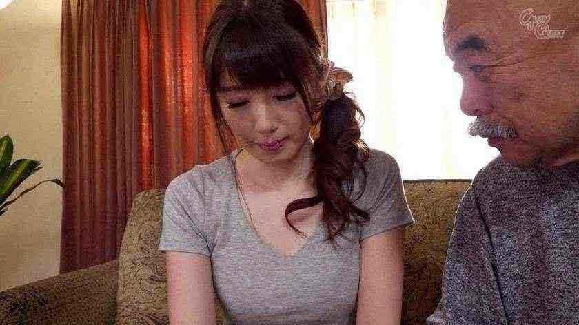 淫露的房间（兄嫂百合子）
