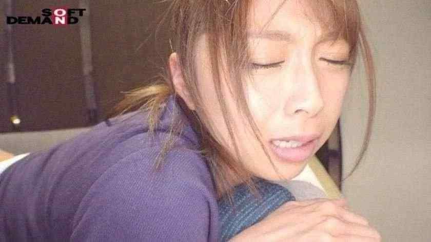 《娇艳的女友在KTV》