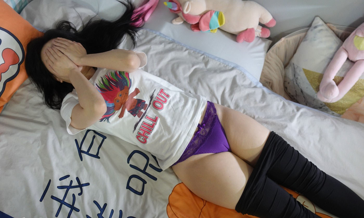 小旅社的奇遇，明星色情小说